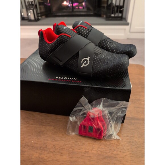 peloton cycling shoes women